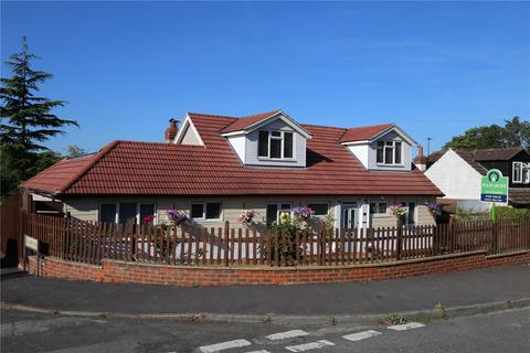 Pescot Avenue, Longfield DA3 5 bed bungalow for sale
