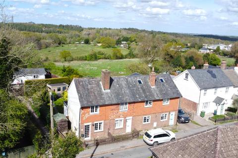 High Street, Flimwell 2 bed end of terrace house for sale