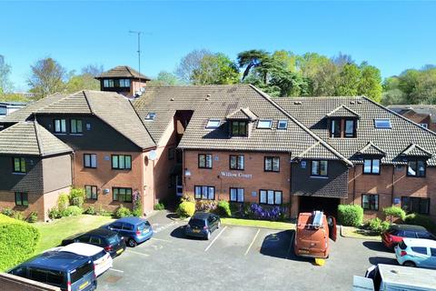 Reading Road, Wokingham, Berkshire, RG41 2 bed apartment for sale