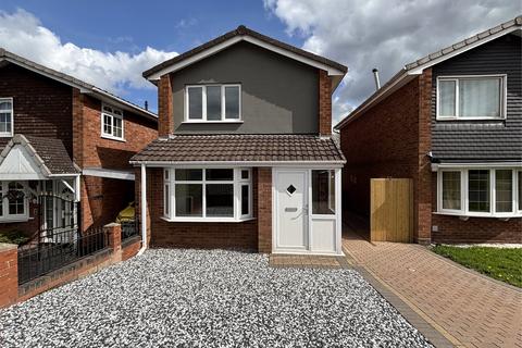 Marconi Place, Hednesford, Staffs, WS12 3 bed detached house for sale