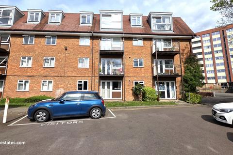 Cat Hill, East Barnet Village EN4 2 bed flat for sale