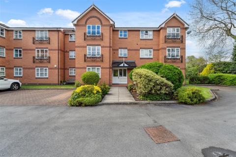 Charlton Drive, Sale 2 bed apartment for sale