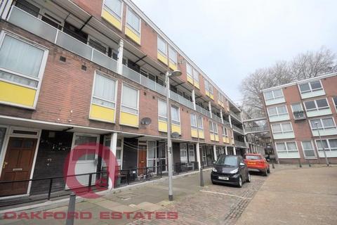 Clarence Gardens, Euston NW1 3 bed flat for sale