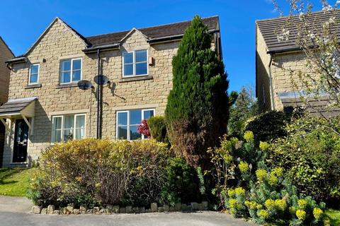 Applehaigh Close, Bradford, BD10 3 bed semi