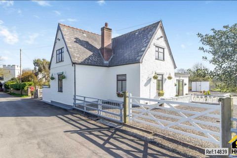 Porthkerry, Barry, Vale of Glamorgan... 4 bed detached house for sale