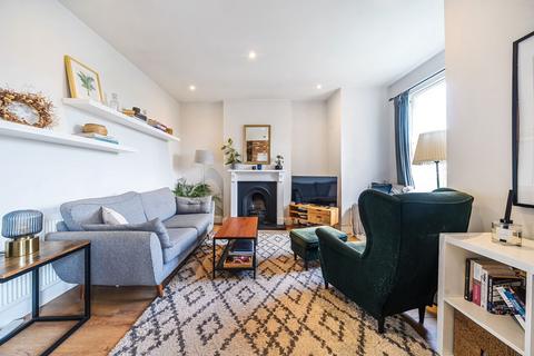 Hurstbourne Road, London SE23 2 bed flat for sale