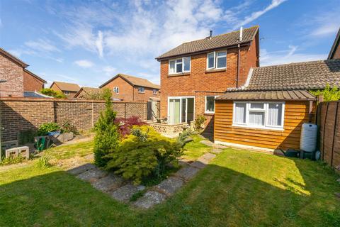Kestrel Close, Fareham PO14 3 bed detached house for sale