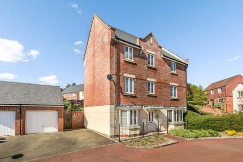 Spoonbill Rise, Bracknell RG12 4 bed semi