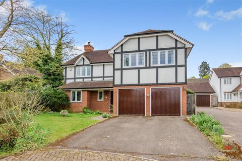 Greyfriars Close, Maidstone 4 bed detached house for sale