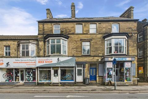 Spring Gardens, Buxton 4 bed maisonette for sale