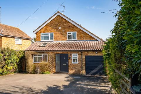 Peggys Walk, Saffron Walden CB11 4 bed detached house for sale