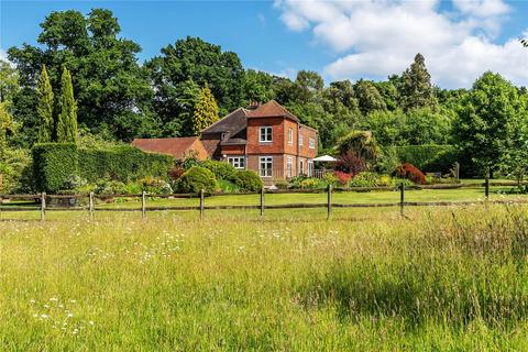 Cliftons Lane, Reigate, Surrey, RH2 5 bed detached house for sale