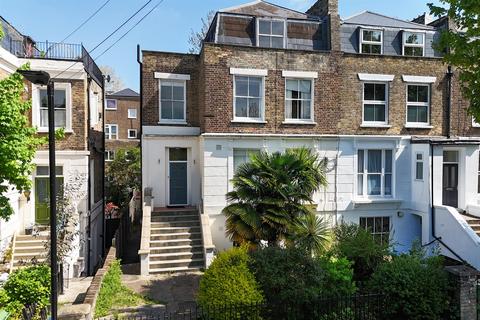 St. Marys Road, Nunhead, London 2 bed flat for sale