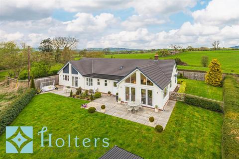 4 bedroom detached bungalow for sale