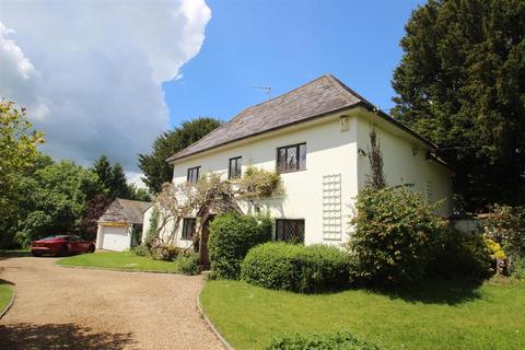 Salisbury SP4 3 bed cottage for sale
