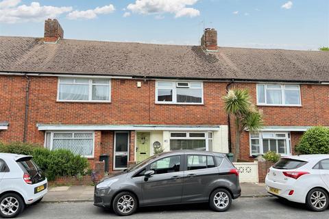 Channel View Road, Eastbourne 3 bed terraced house for sale