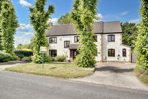 Burwell Road, Cambridge CB25 5 bed detached house for sale