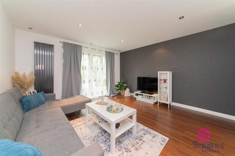 Great North Way, London 1 bed flat for sale