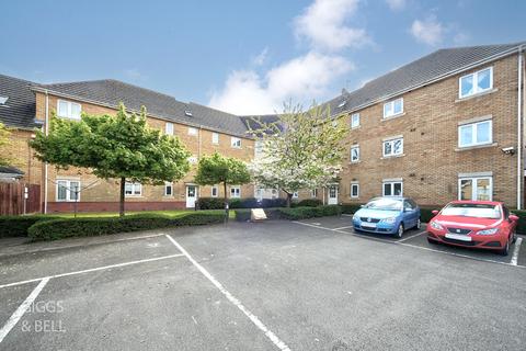 Morgan Close, Luton, Bedfordshire, LU4 2 bed apartment for sale