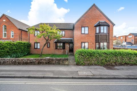 Kennet Road, Newbury, RG14 1 bed flat for sale