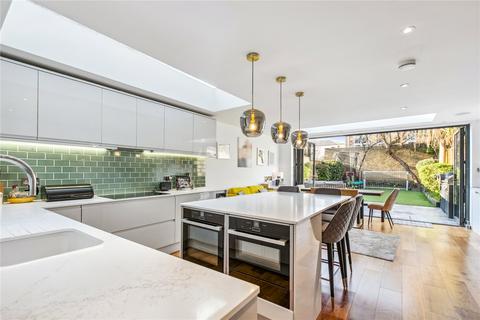 Honeywell Road, SW11 5 bed terraced house for sale