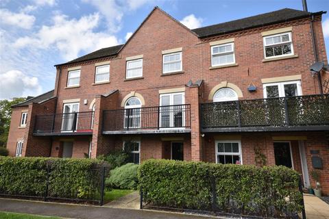 Kinross Road, Sleaford 4 bed terraced house for sale