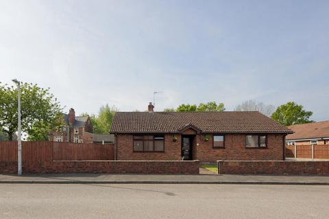 Royal Drive, Rawcliffe, Goole, East... 3 bed detached bungalow for sale