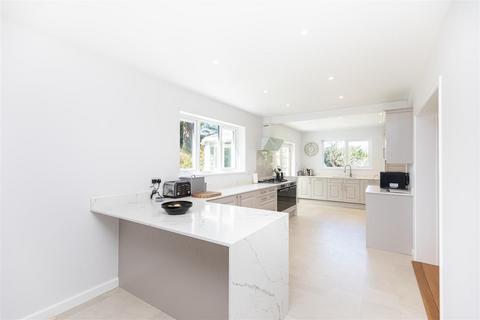 St. Georges Avenue, Bournemouth BH8 4 bed detached house for sale