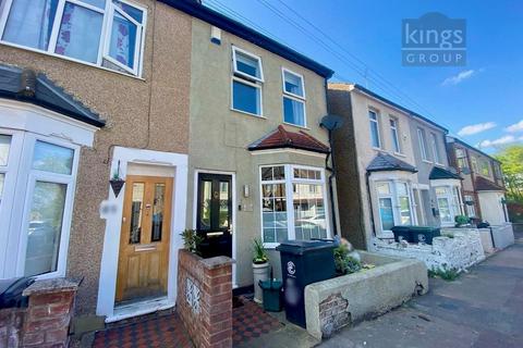 Rounton Road, Waltham Abbey 4 bed house for sale