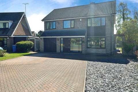 Cromwell Avenue, Lea 4 bed detached house for sale