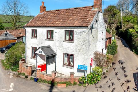 Courtway, Bridgwater 3 bed detached house for sale