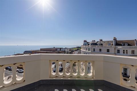 St. Aubyns, Hove 1 bed apartment for sale