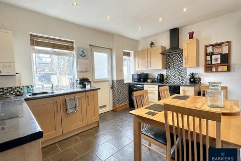 Ferncliffe Terrace, Leeds 3 bed terraced house for sale