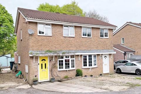 2 bedroom semi-detached house for sale