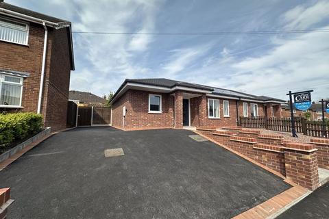 Mitre Road, Cheslyn Hay, WS6 7HL 2 bed semi