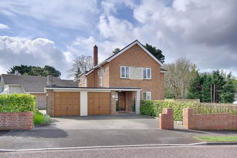 Parkway Drive, Bournemouth BH8 5 bed detached house for sale