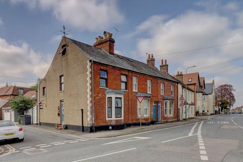 Park Street, Oxfordshire OX9 4 bed end of terrace house for sale