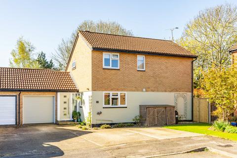 Craiglands, Hertfordshire AL4 4 bed detached house for sale