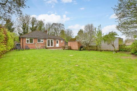 Stoneheap Road, Dover CT15 3 bed detached bungalow for sale