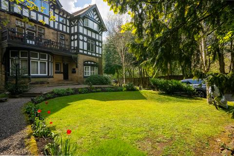 Oakwood Grove, Leeds LS8 1 bed flat for sale
