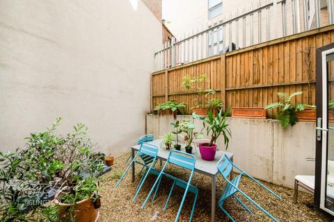 Eagle Wharf Road, London 4 bed apartment for sale