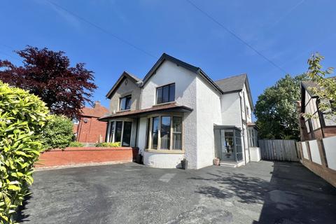 Whinney Heys Road, Blackpool FY3 5 bed semi
