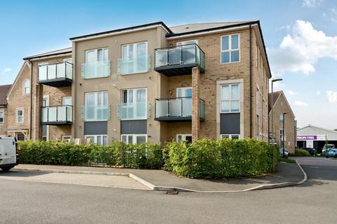 Bicester,  Oxfordshire,  OX26 2 bed flat for sale