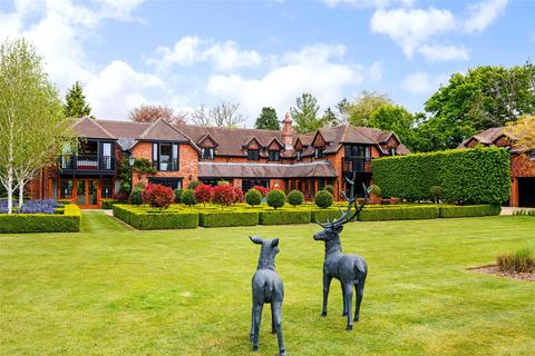 Wood Lane, Kidmore End, Oxfordshire 6 bed detached house for sale