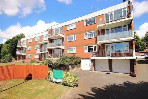 Brampton Court, Brampton Avenue... 2 bed flat for sale