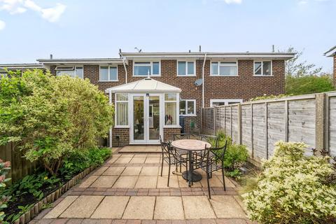 Glebelands, Pulborough, RH20 3 bed terraced house for sale