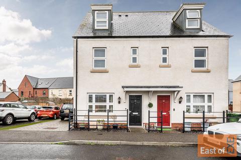 Ferryman Way, Exeter 3 bed townhouse for sale