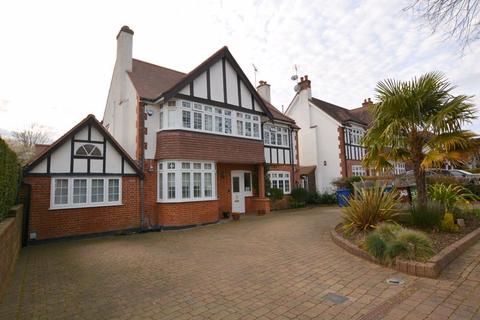 Bellfield Avenue, Harrow Weald 5 bed detached house for sale