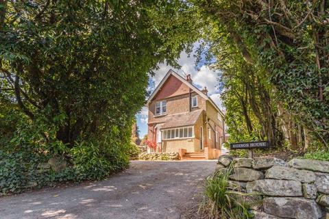 Myrtle Road, Crowborough 5 bed detached house for sale