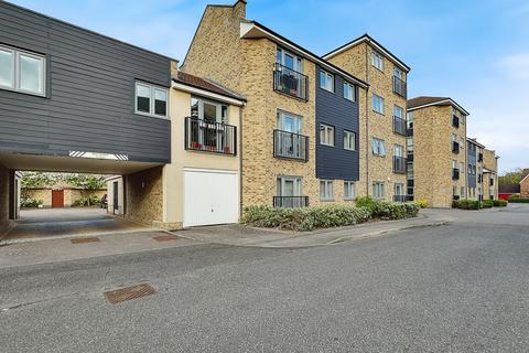 Cambridge CB4 2 bed flat for sale